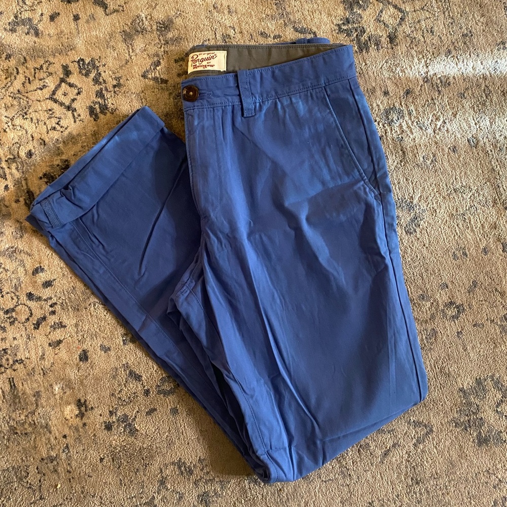 Penguin Chinos